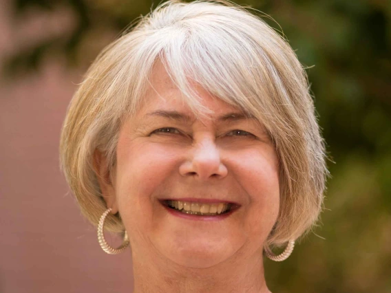 Lois J Loescher