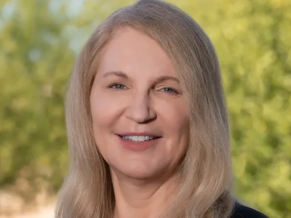 Janine Hinton