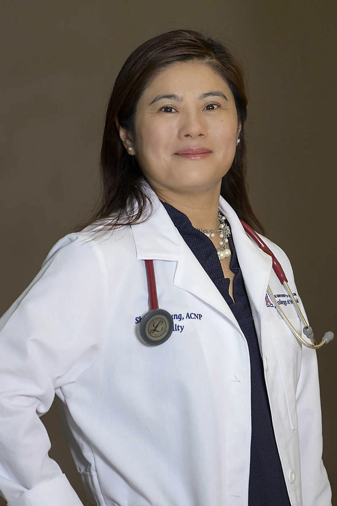 Head and shoulders shot of Shu-Fen Wung