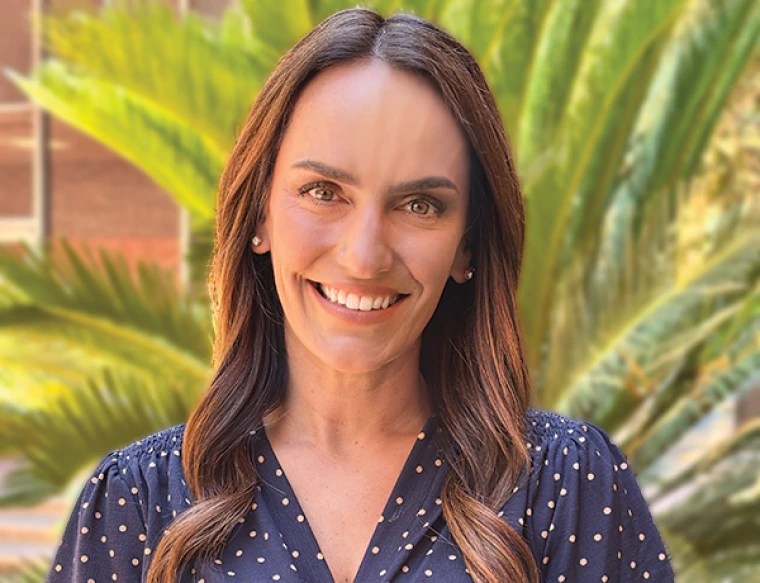 Head and shoulders shot of Crystal Van Vuren