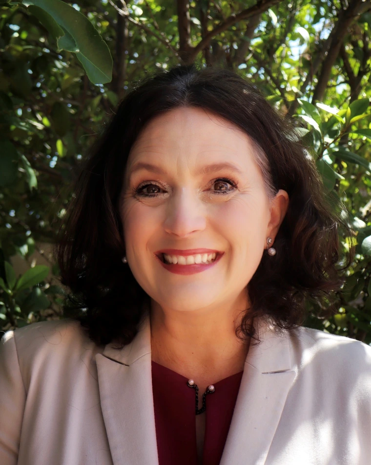 head and shoulders shot of Sheila Gephart