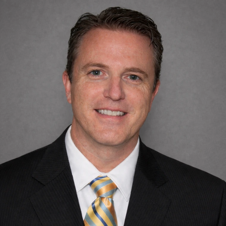 professional headshot of Thomas Johnston