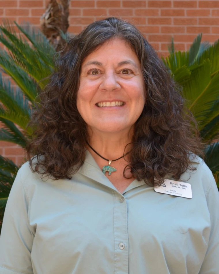 Headshot of Kristi Tullis
